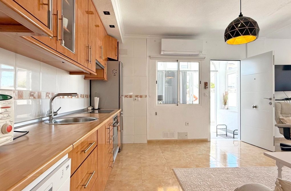 Resale - Bungalow - Torrevieja - Torrelamata - La Mata