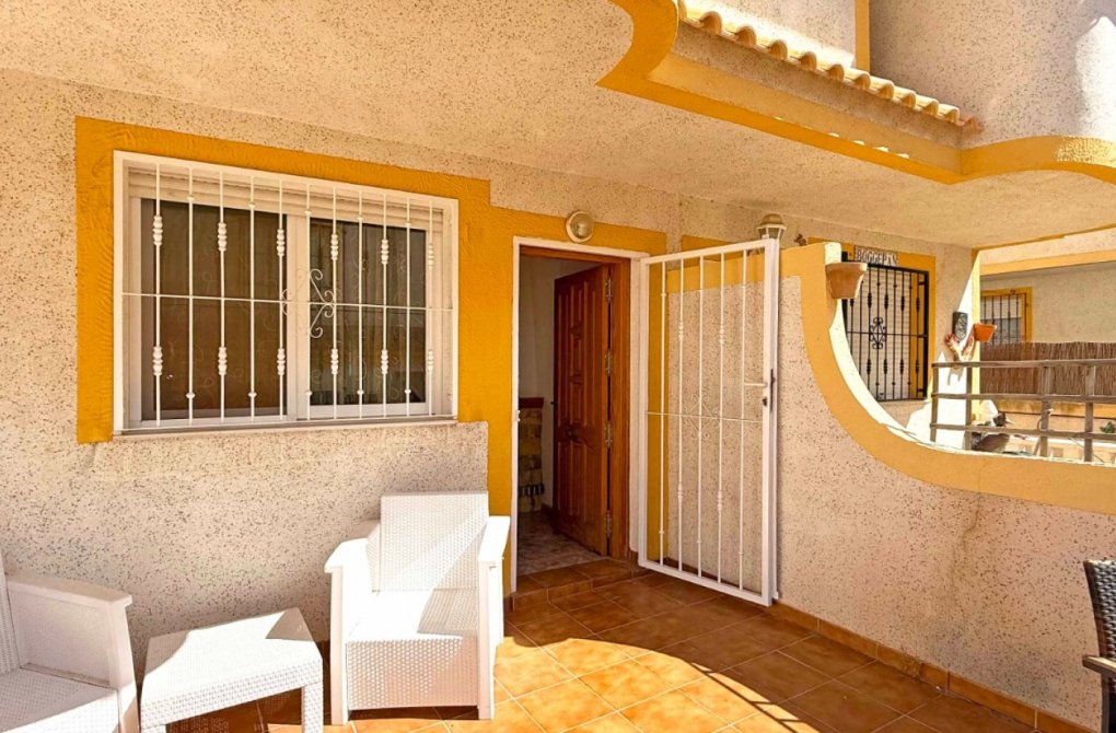 Resale - Semi Detached Villa - Orihuela Costa - Los Altos