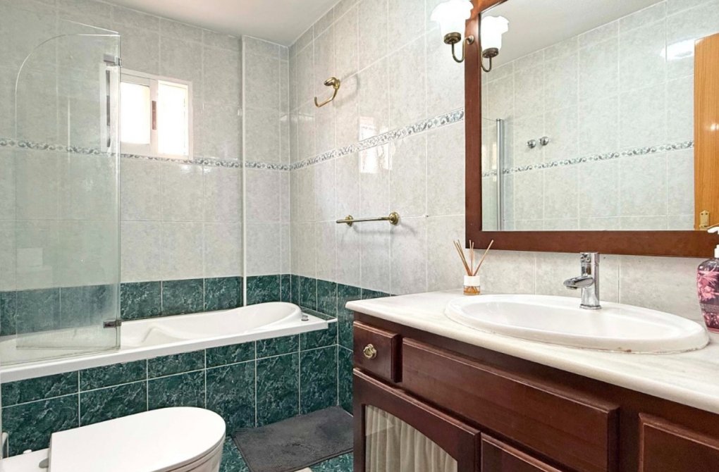 Resale - Semi Detached Villa - Orihuela Costa - Los Altos