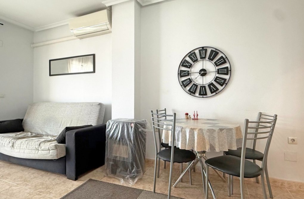 Resale - Apartment - Torrevieja