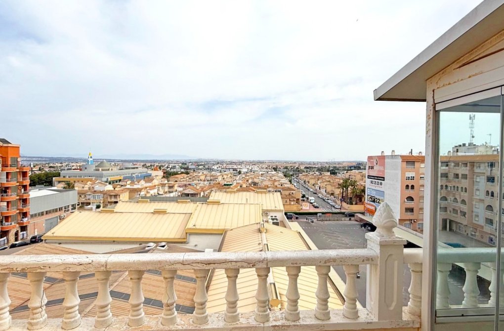 Resale - Apartment - Torrevieja
