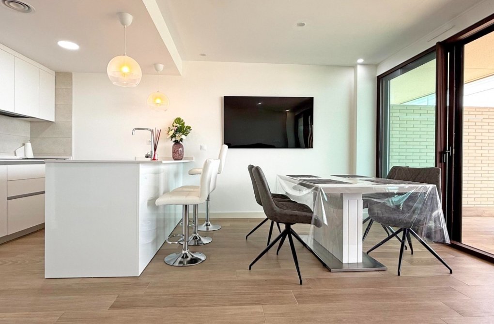 Resale - Apartment - Cartagena - Playa Honda