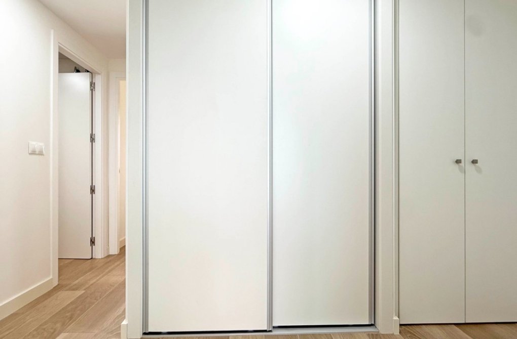 Resale - Apartment - Cartagena - Playa Honda