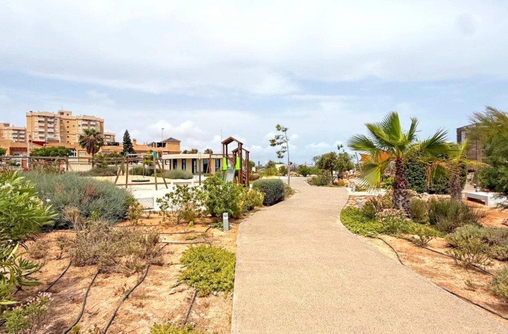 Resale - Apartment - Cartagena - Playa Honda