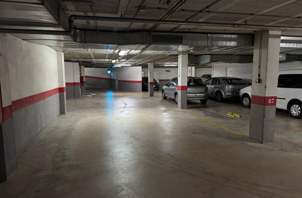 Resale - Garage - Torrevieja - Centro