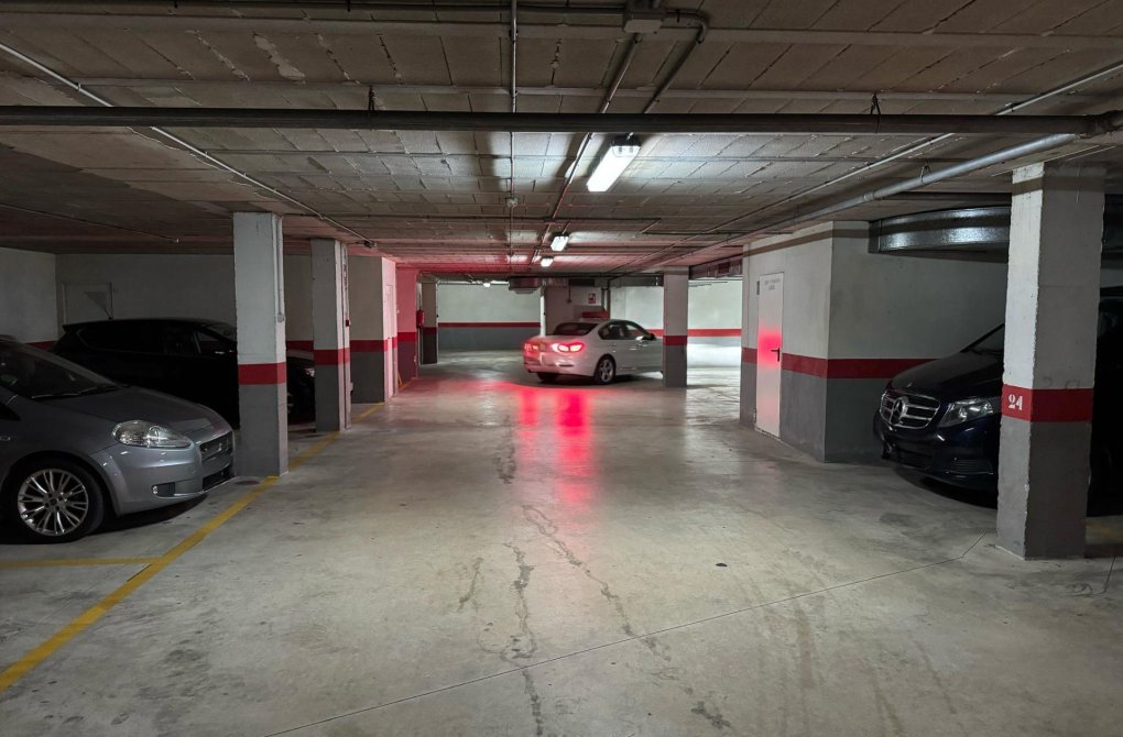 Resale - Garage - Torrevieja - Centro