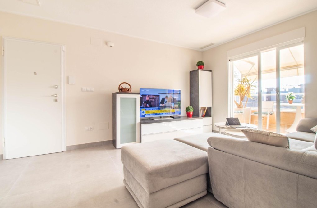 Resale - Bungalow - Torrevieja - Punta prima