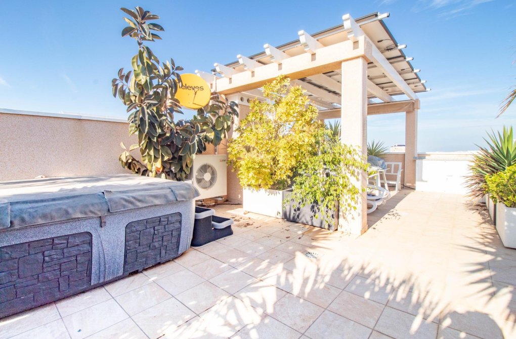 Resale - Bungalow - Torrevieja - Punta prima