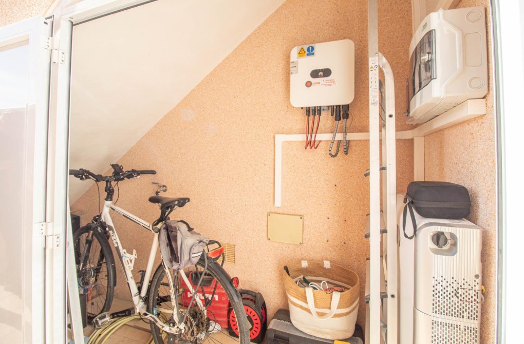 Resale - Bungalow - Torrevieja - Punta prima