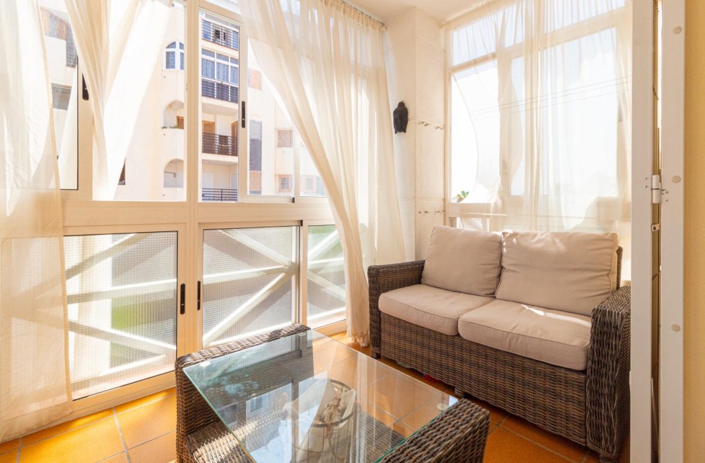 Resale - Apartment - Torrevieja - La veleta