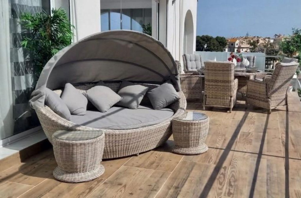 Resale - Villa - San Miguel de Salinas - Urbanizacion blue lagoon