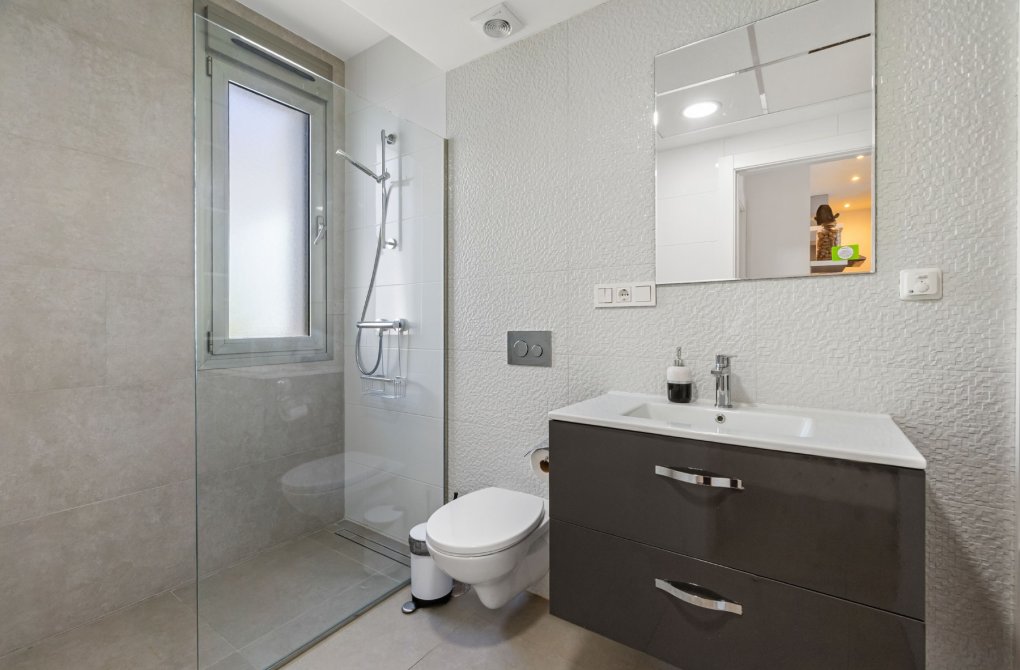 Resale - Villa - Orihuela - Villamartin