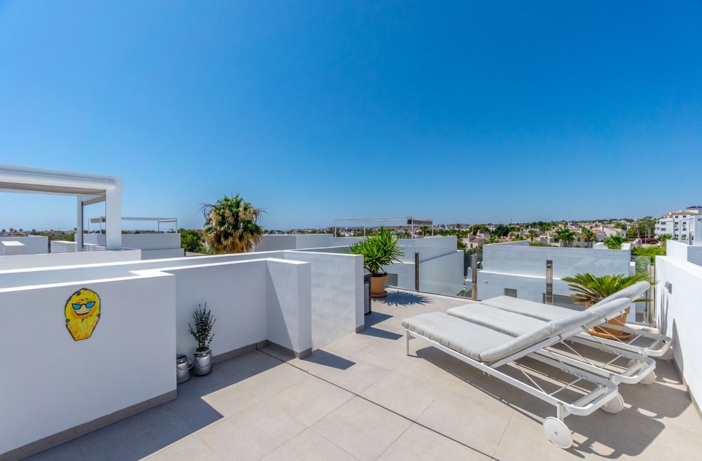 Resale - Villa - Orihuela - Villamartin