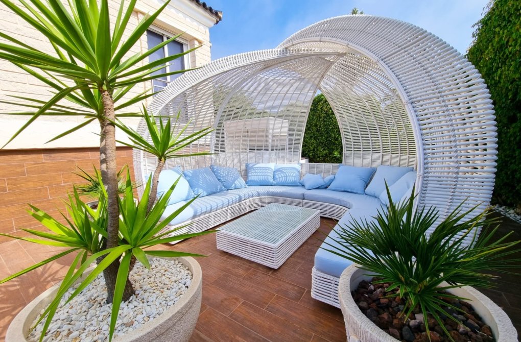 Resale - Villa - Torrevieja - La Mata