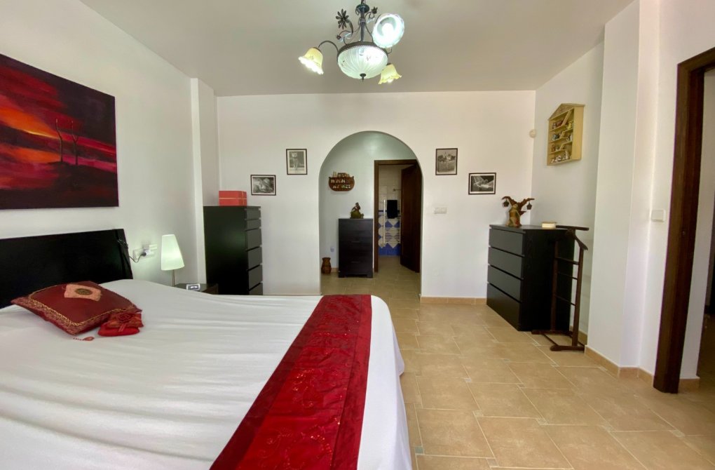 Resale - Villa - Algorfa - Lomas De La Juliana