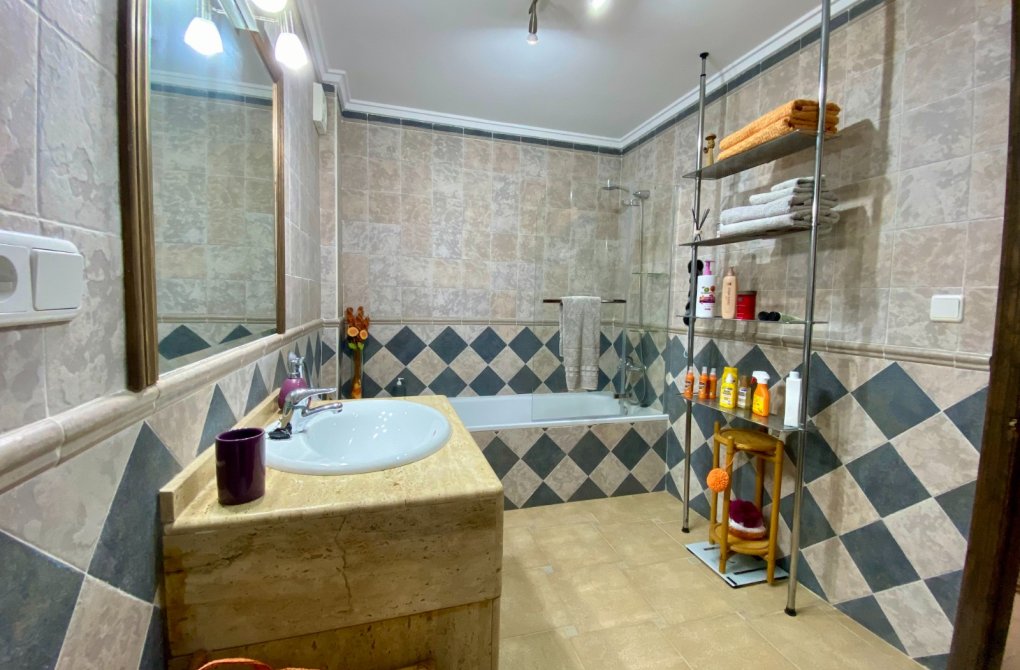 Resale - Villa - Algorfa - Lomas De La Juliana