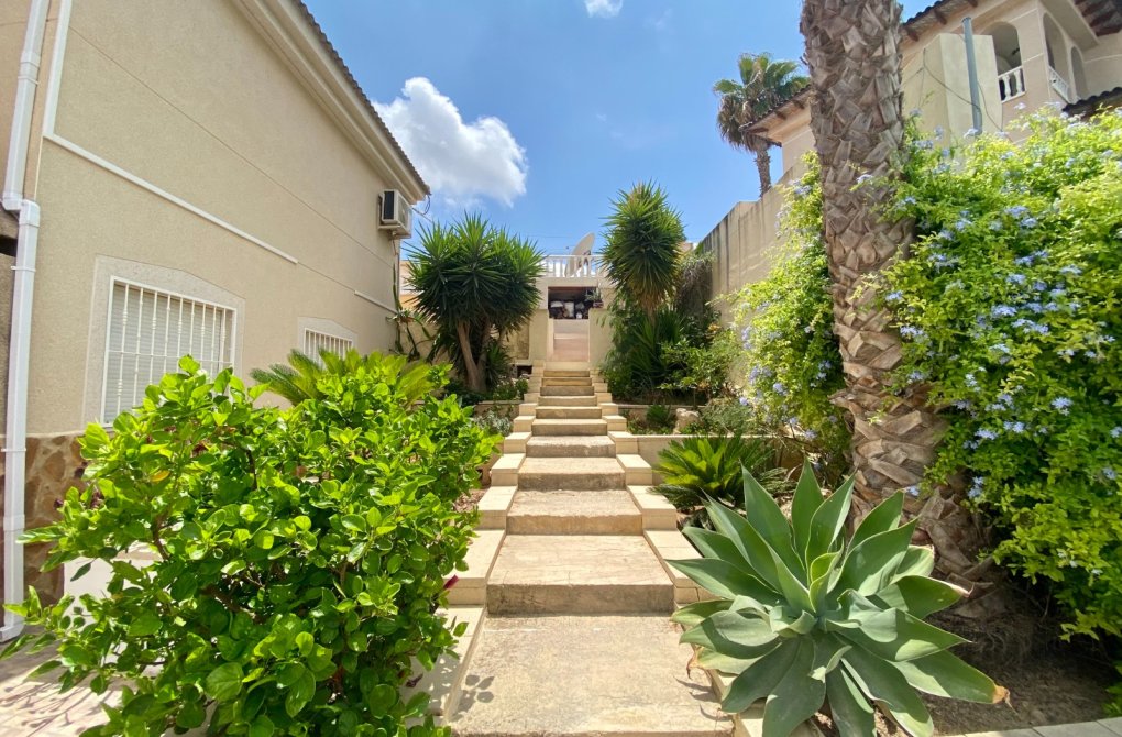 Resale - Villa - Algorfa - Lomas De La Juliana