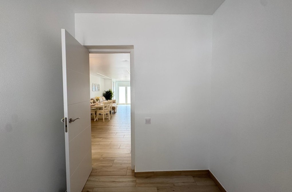 Resale - Terraced house - Torrevieja - Playa del cura