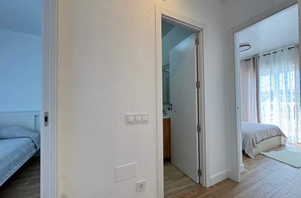 Resale - Terraced house - Torrevieja - Playa del cura