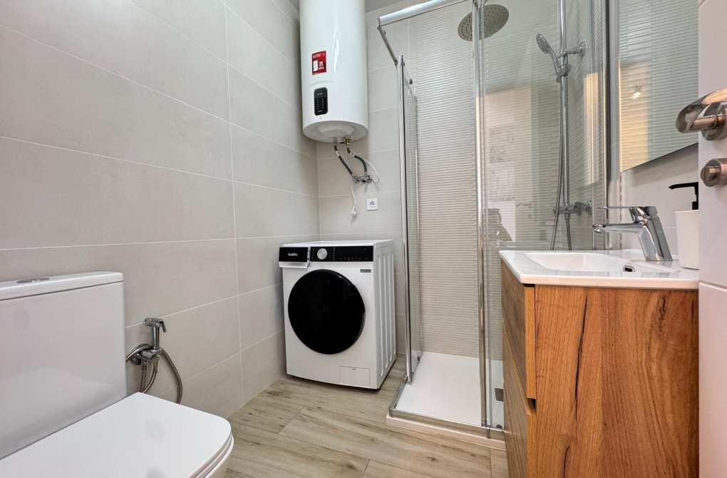 Resale - Terraced house - Torrevieja - Playa del cura