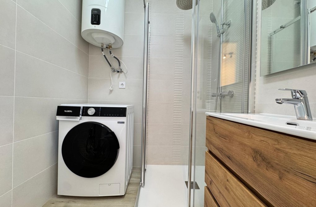 Resale - Terraced house - Torrevieja - Playa del cura