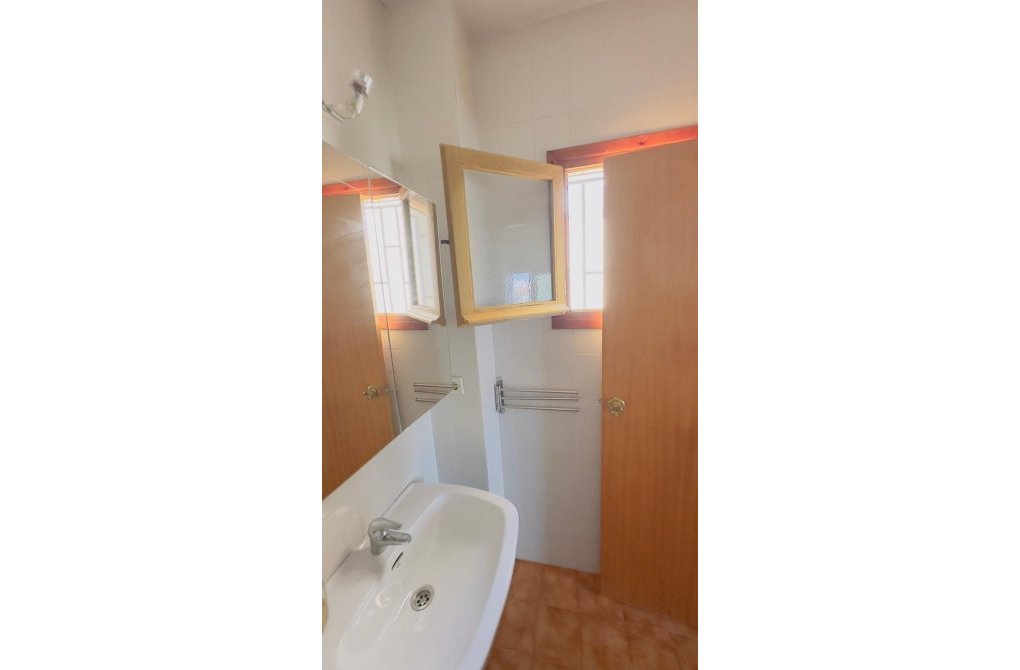 Resale - Bungalow - Torrevieja - Calas blanca