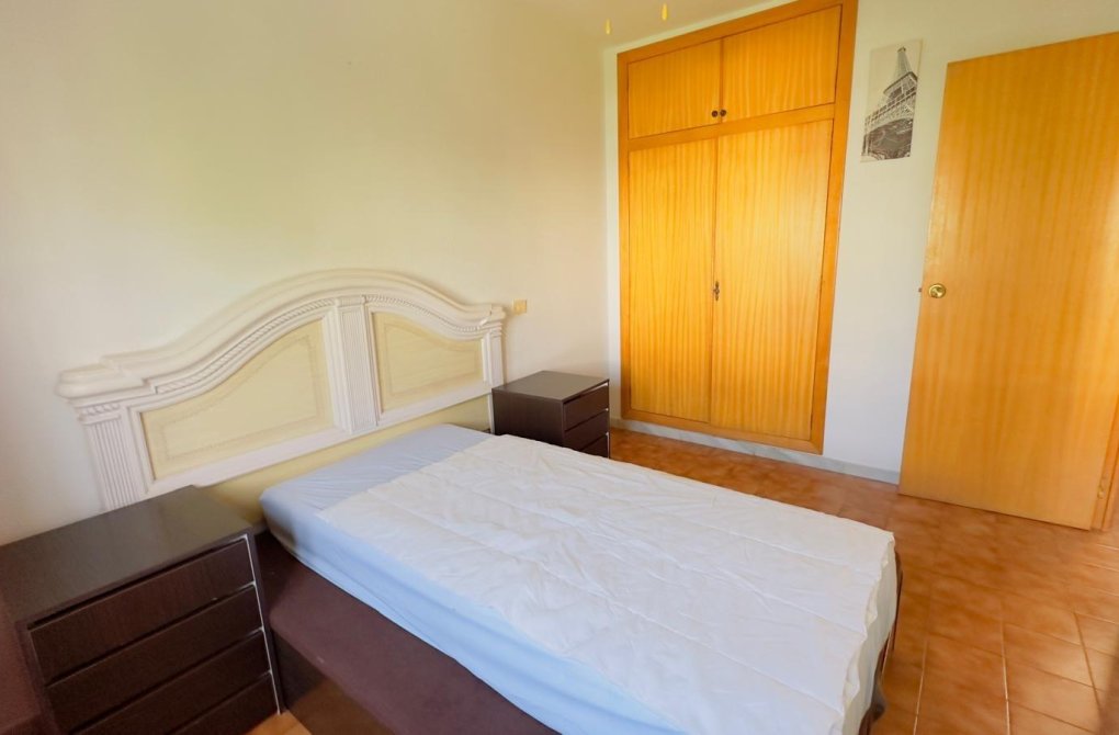 Resale - Bungalow - Torrevieja - Calas blanca