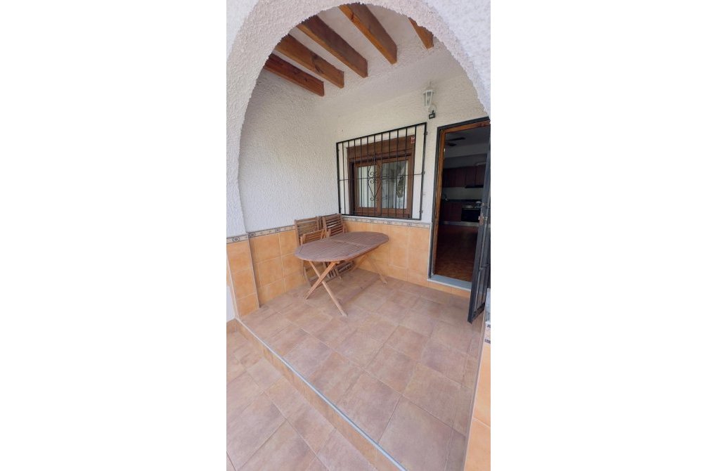 Resale - Bungalow - Torrevieja - Calas blanca