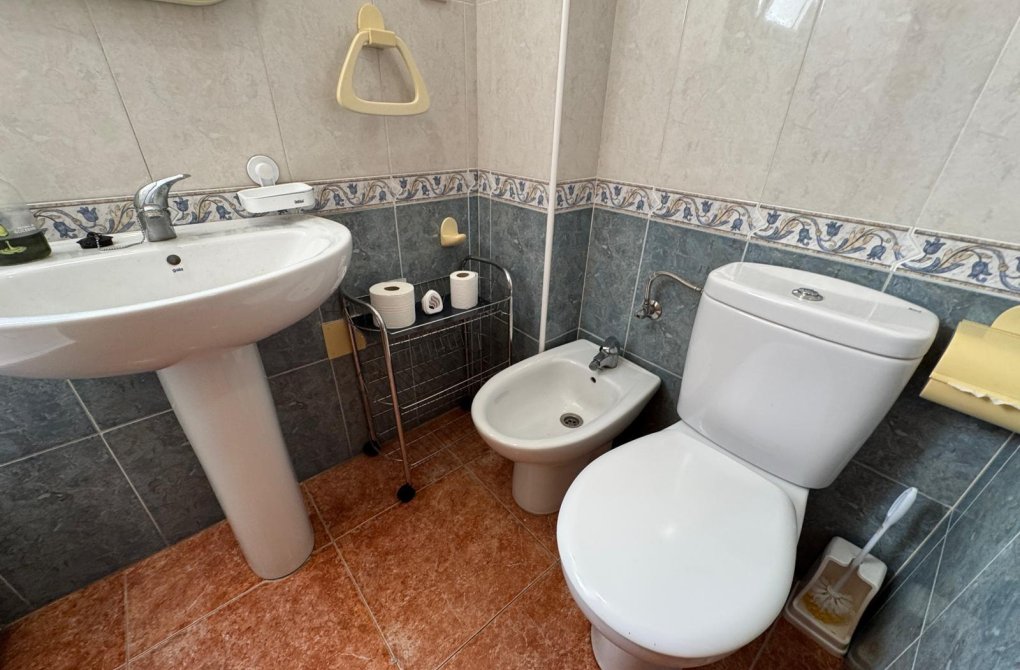 Resale - Apartment - Torrevieja - Estacion de autobuses