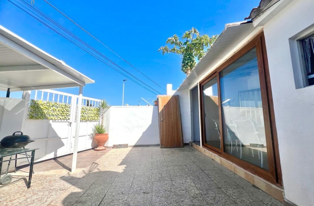 Resale - Terraced house - Torrevieja - Torretas