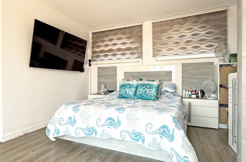 Resale - Detached Villa - Orihuela Costa - Villamartín