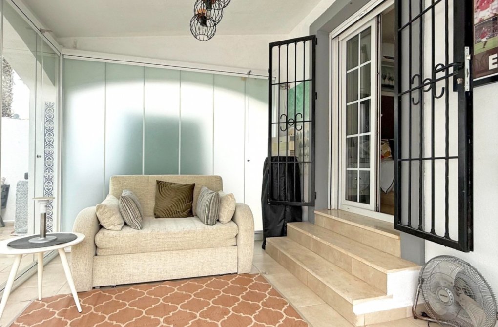 Resale - Detached Villa - Orihuela Costa - Villamartín