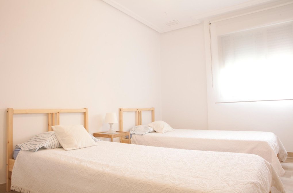 Resale - Apartment - Santa Pola - Playa Levante