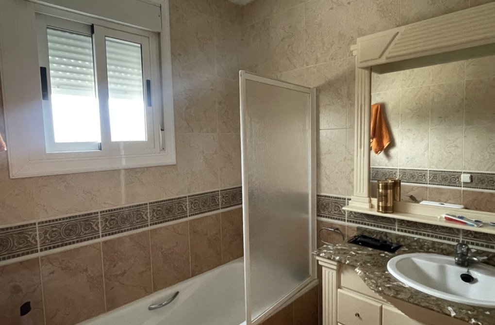 Resale - Finca - Daya Vieja