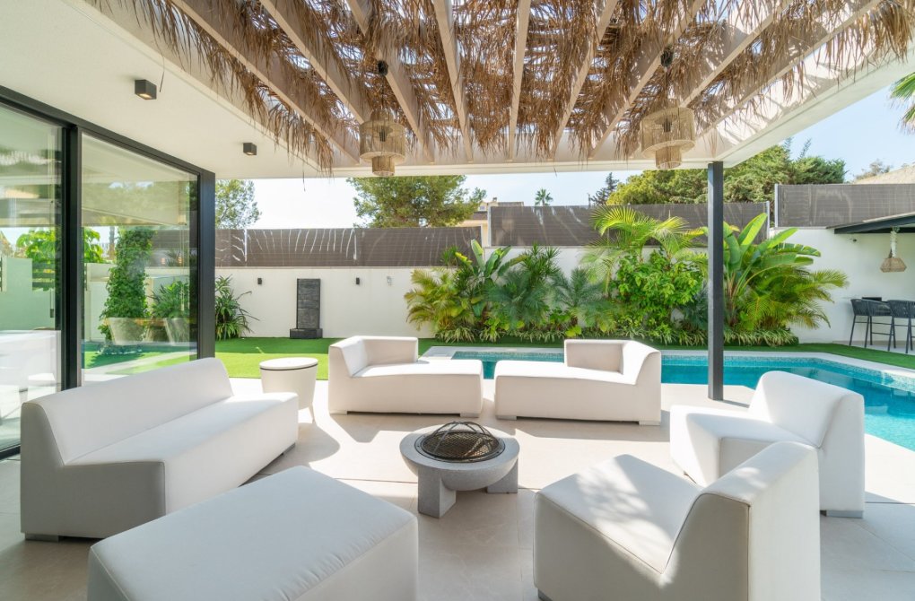 Resale - Villa - Torrevieja - Los balcones