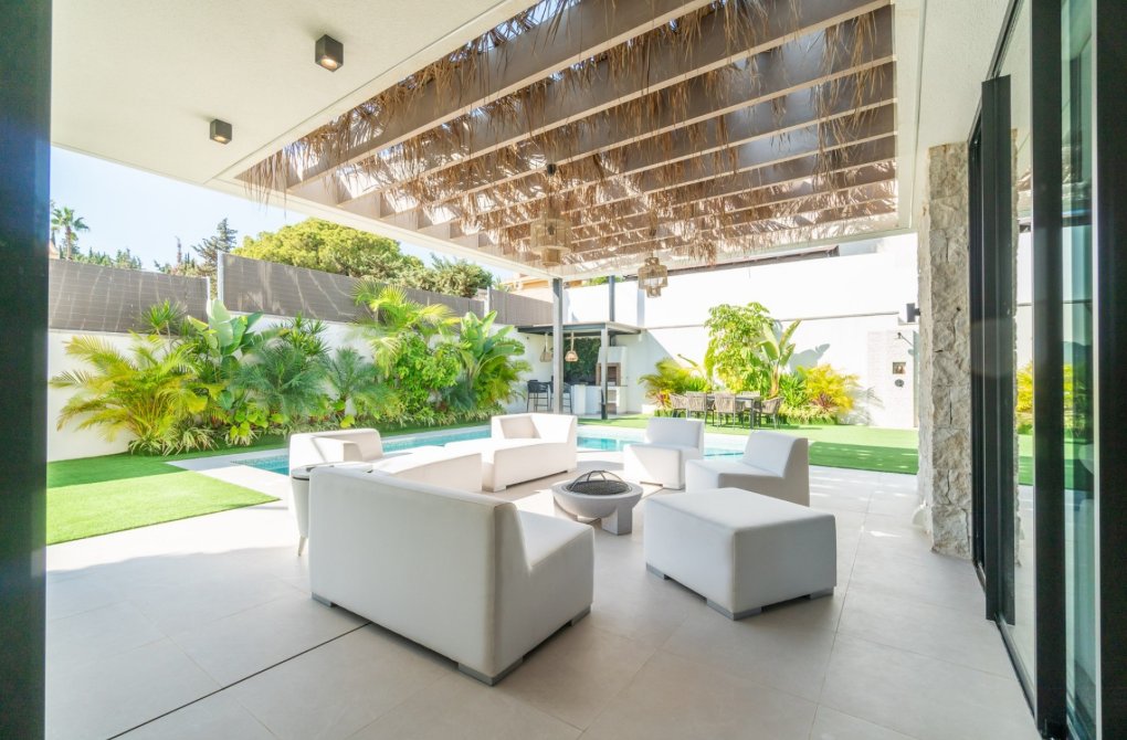 Resale - Villa - Torrevieja - Los balcones