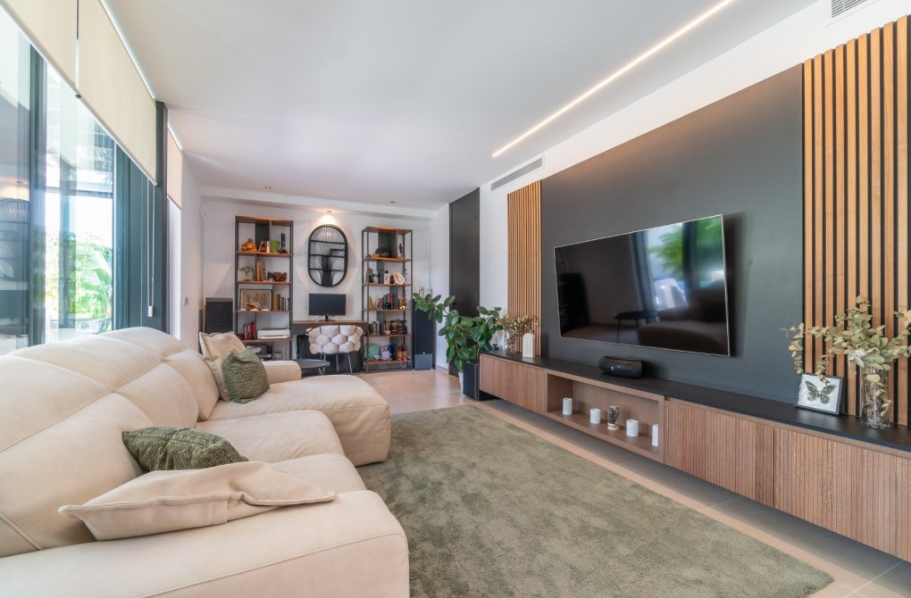 Resale - Villa - Torrevieja - Los balcones