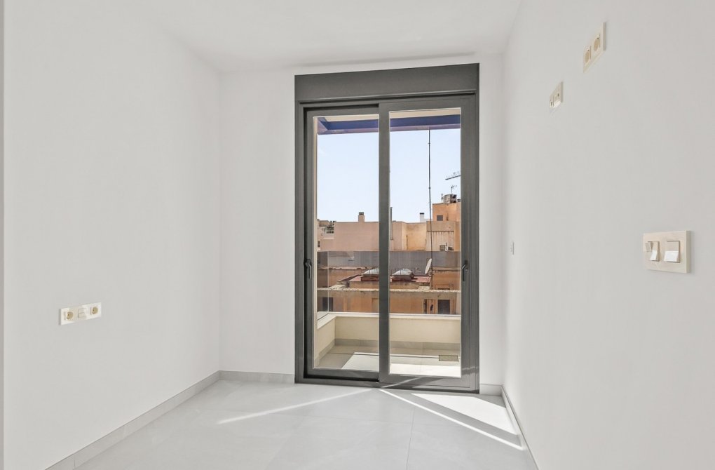 Resale - Apartment - Torrevieja - Playa del Cura