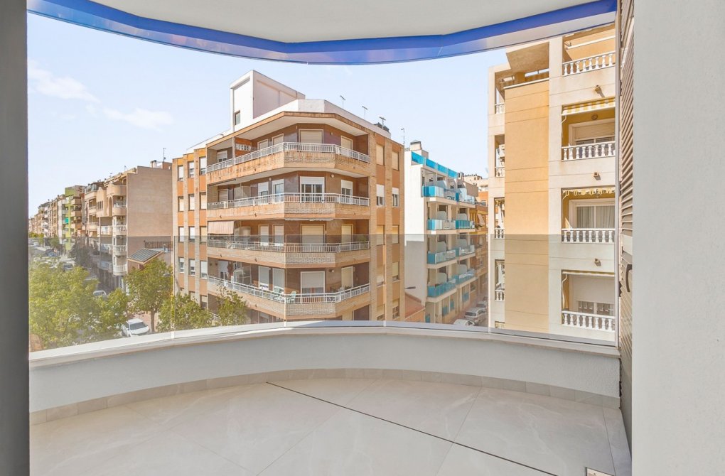 Resale - Apartment - Torrevieja - Playa del Cura