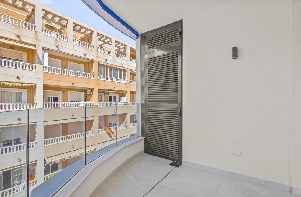 Resale - Apartment - Torrevieja - Playa del Cura