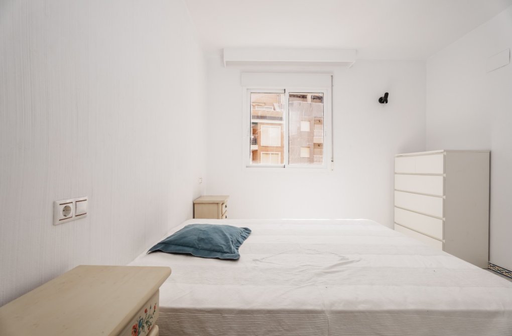 Rynek wtórny - Apartament - Torrevieja - Playa de los Locos