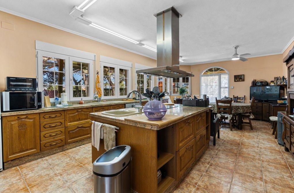 Resale - Villa - El Altet - San Francisco de Asis