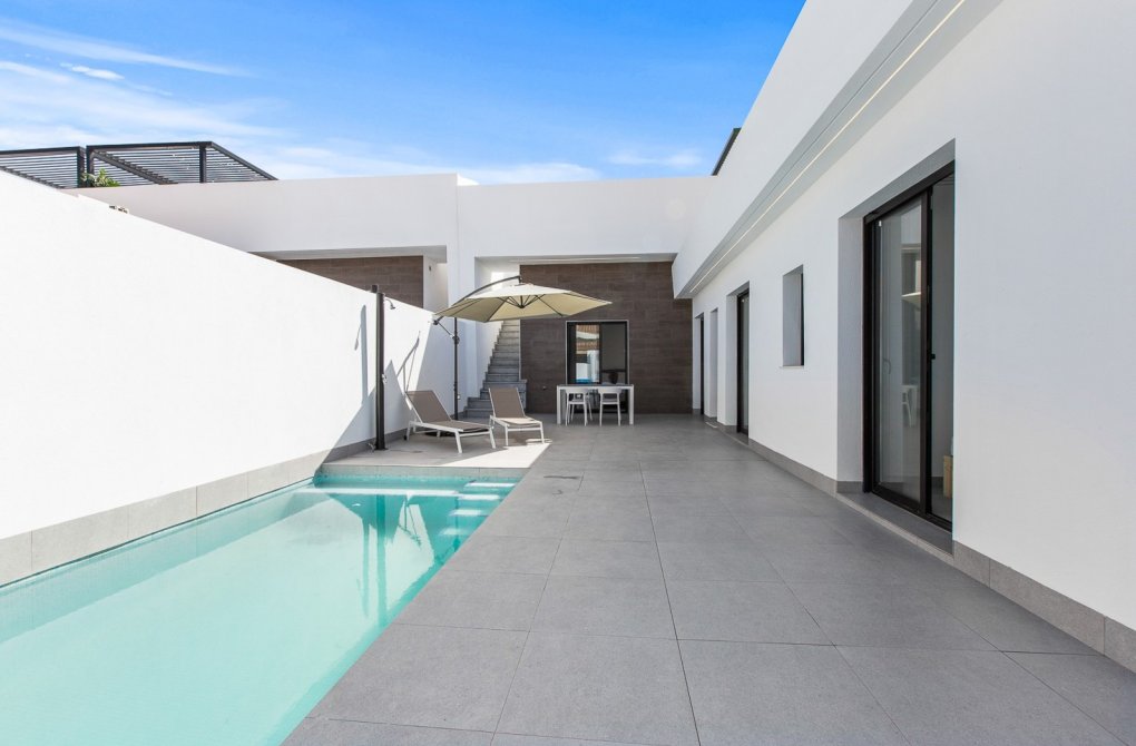 Resale - Villa - Roldan - Lo Ferro