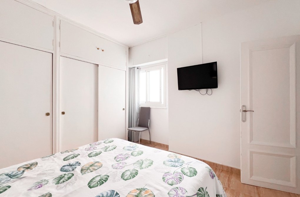 Resale - Apartment - Alicante - Center