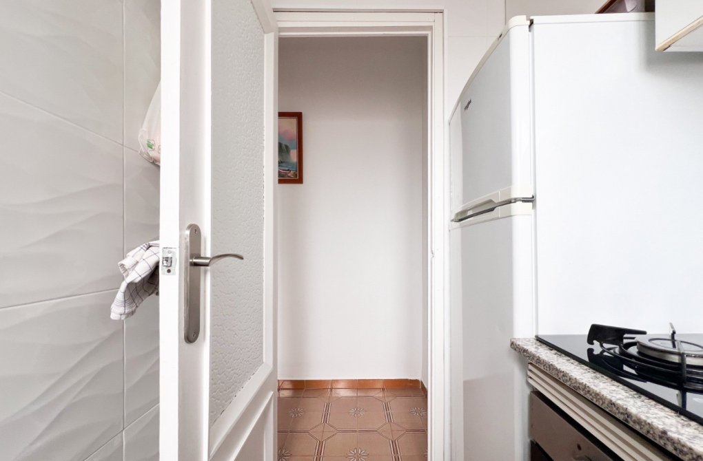 Resale - Apartment - Alicante - Center