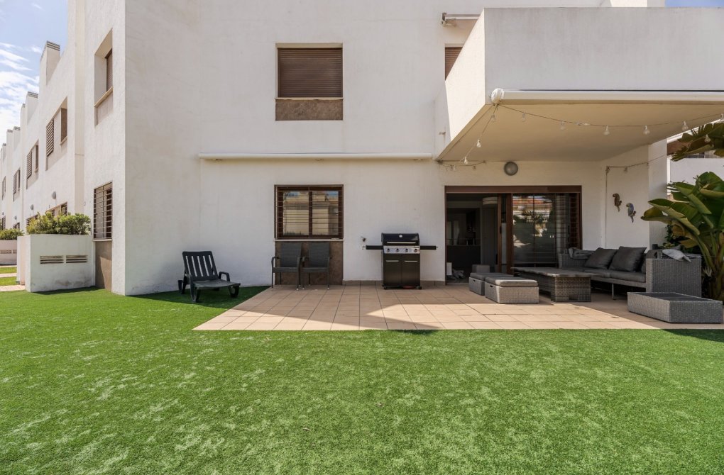 Resale - Ground Floor - Orihuela Costa - La Zenia