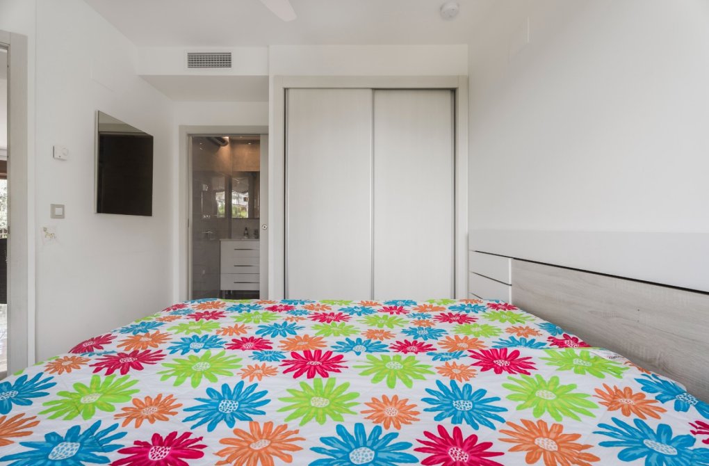 Resale - Ground Floor - Orihuela Costa - La Zenia