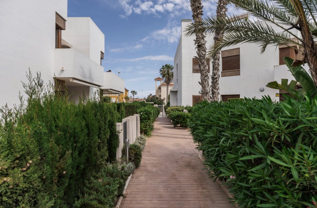 Resale - Ground Floor - Orihuela Costa - La Zenia