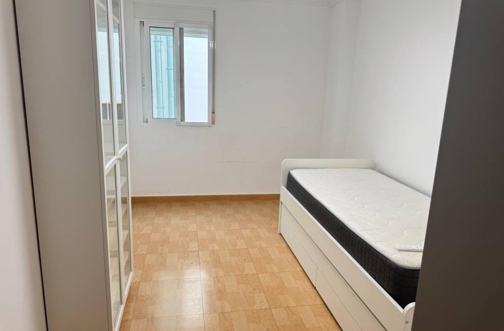 Rynek wtórny - Apartament - Torrevieja - Centro