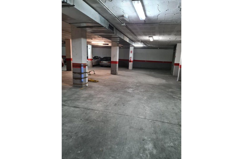 Resale - Garage - Torrevieja - Playa del cura